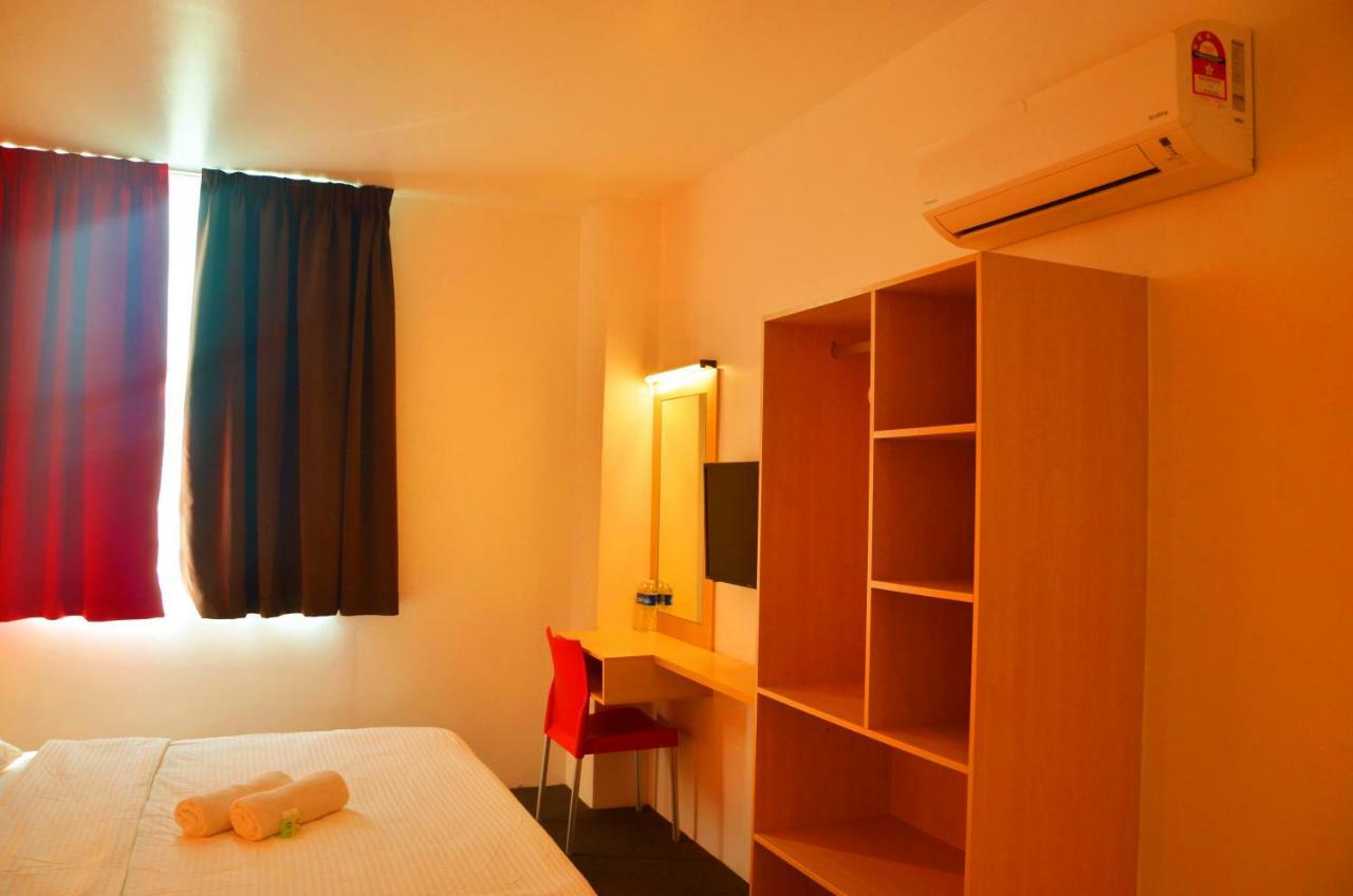Hotel Jeti Tg Gemok Padang Endau エクステリア 写真