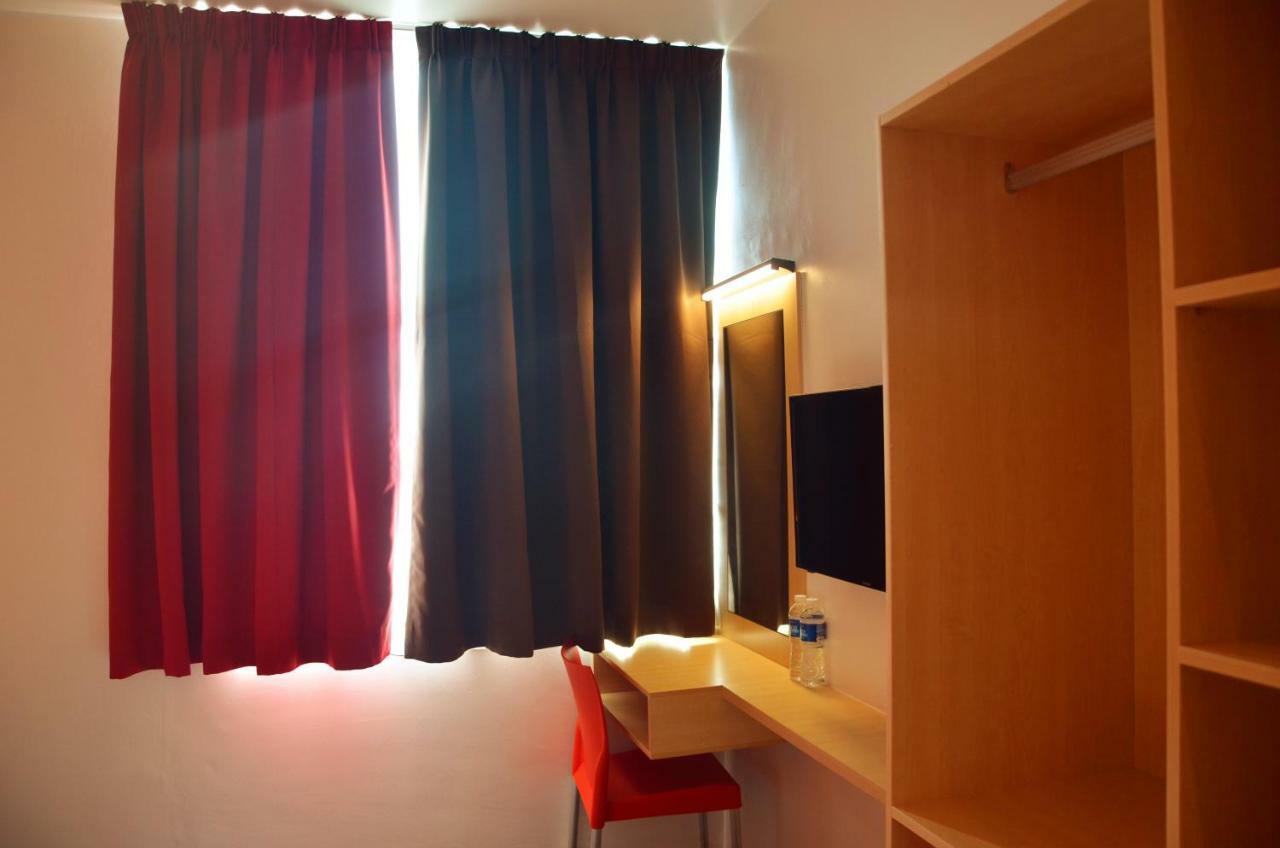 Hotel Jeti Tg Gemok Padang Endau エクステリア 写真